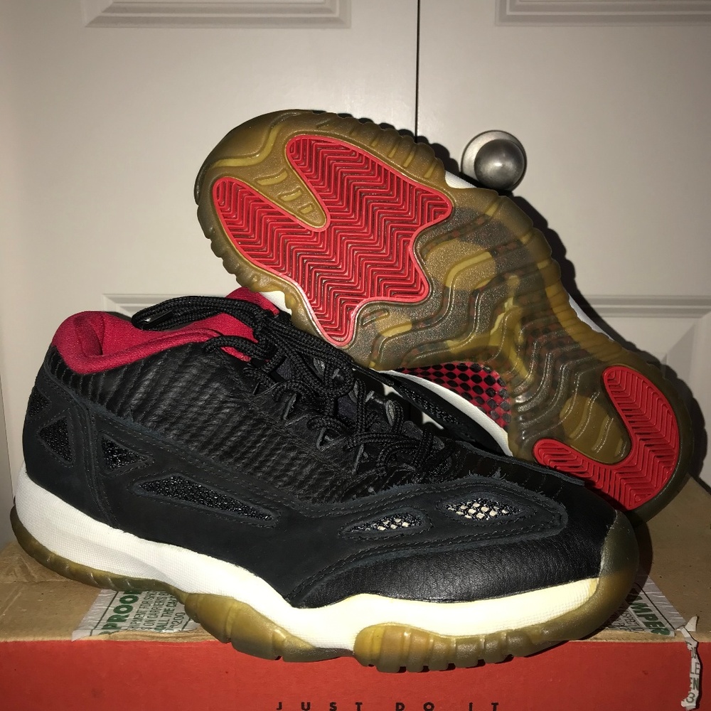 RARE ORIGINAL 1996 Air Jordan XI 11 LOW IE